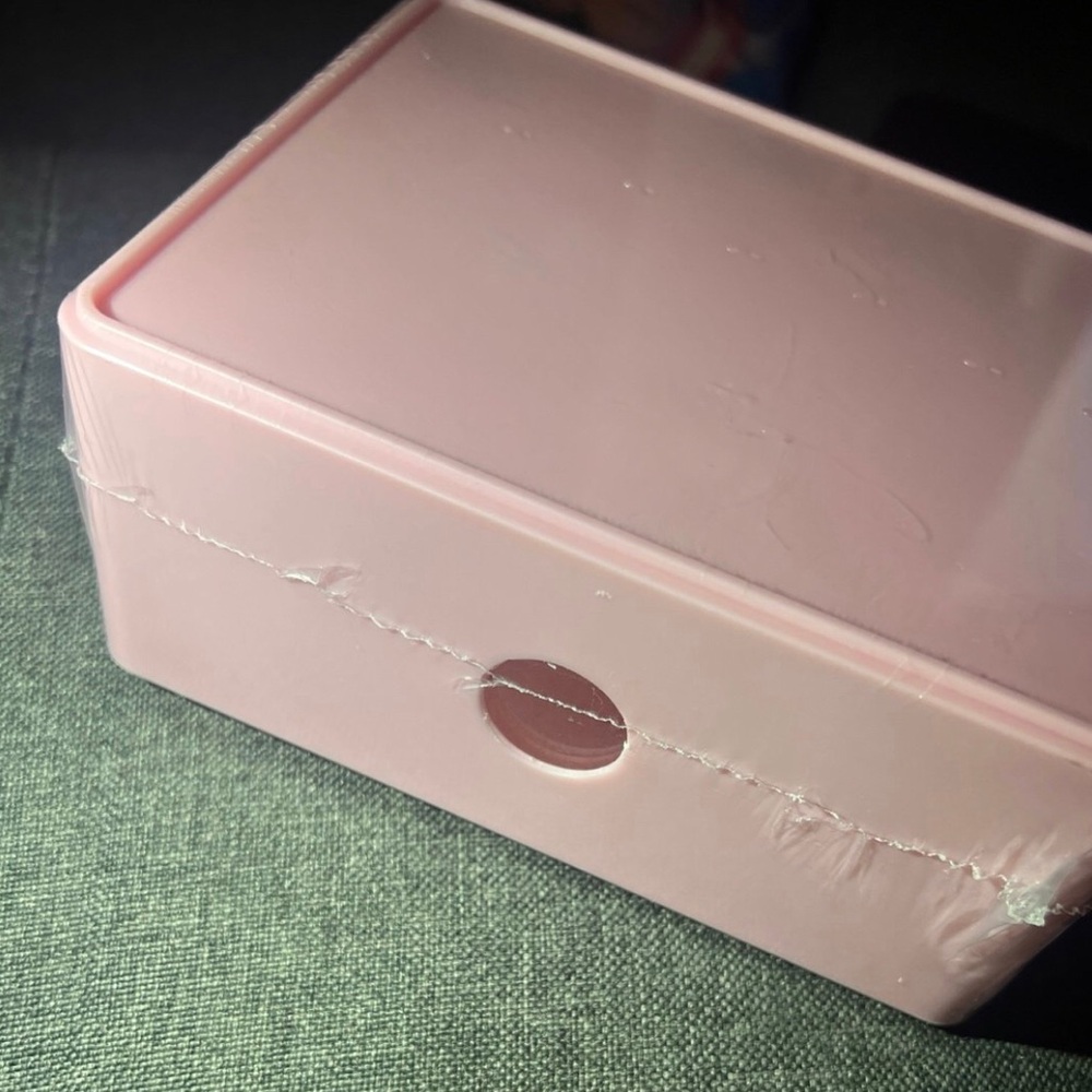 Winnie the Pooh desk drawer x Miniso - Picture 3 of 4